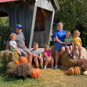 Meet your Posher, Pam